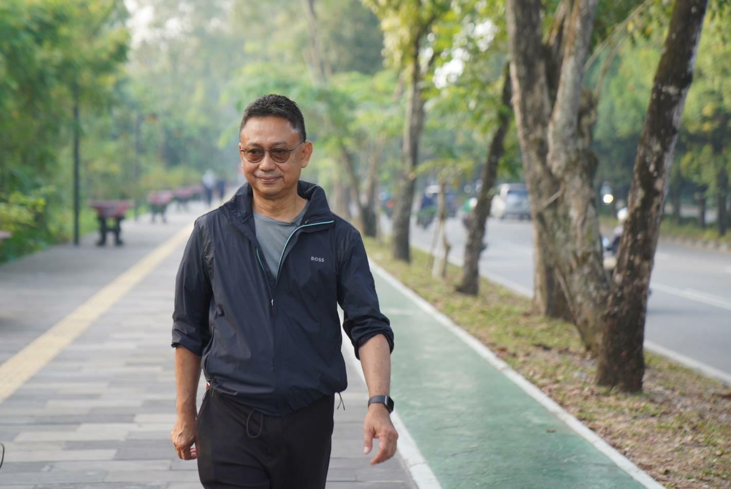 Wako Pontianak Edi Kamtono lihat kebersihan terotoar.Foto: Diskominfo kota Pontianak