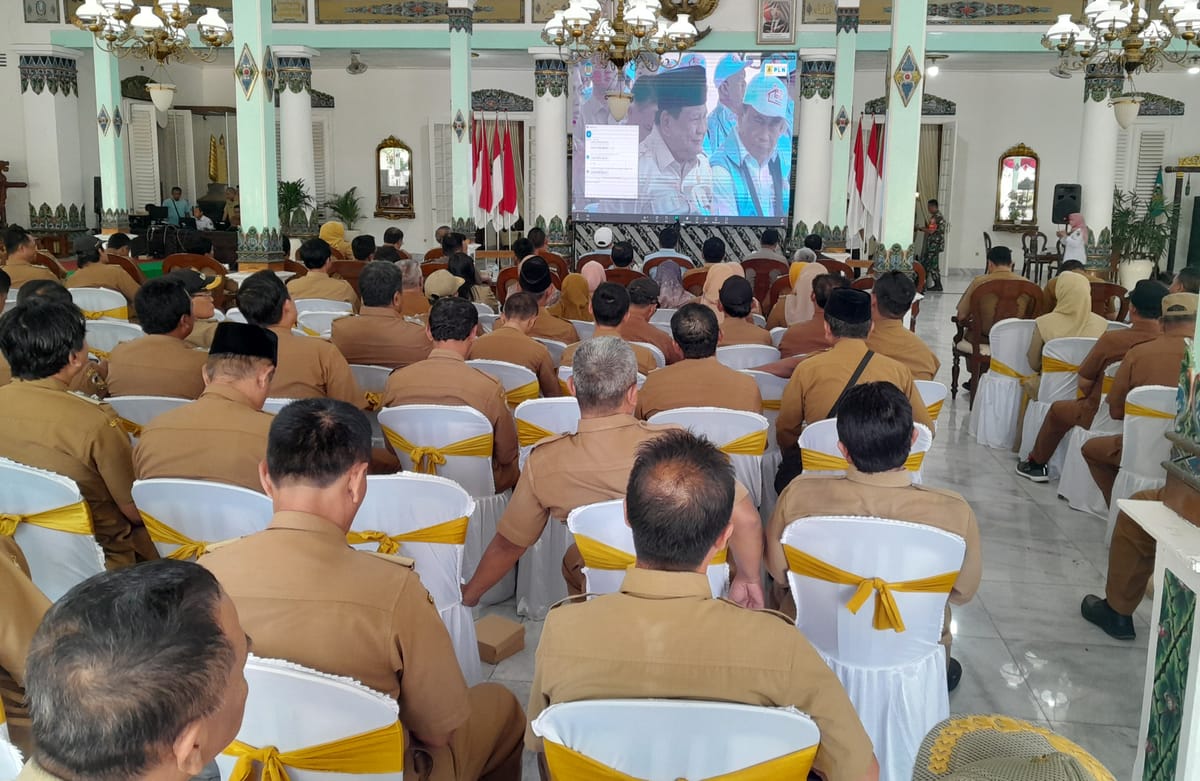 Ratusan Kepala Desa/Kelurahan se Kabupaten Madiun Ikuti Secara Daring  Peluncuran Kelembagaan 80.000 Kopdeskel Merah Putih