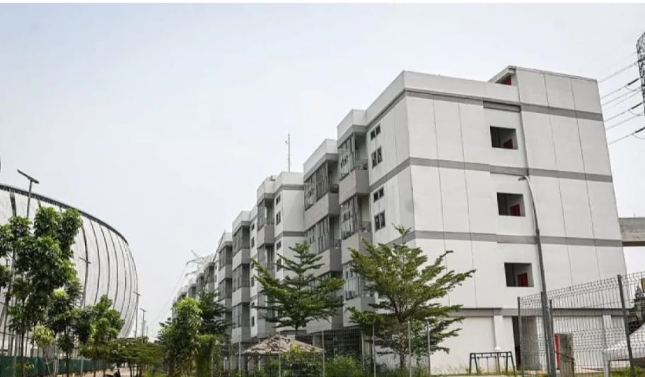 Warga Kampung Bayam tolak serah terima kunci di kantor Wali Kota