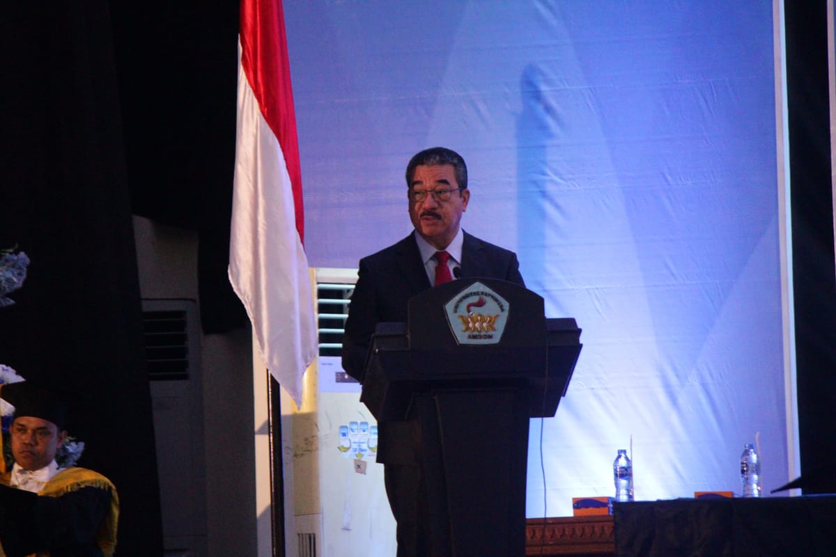 Gubernur Maluku Hadiri Wisuda Unpatti