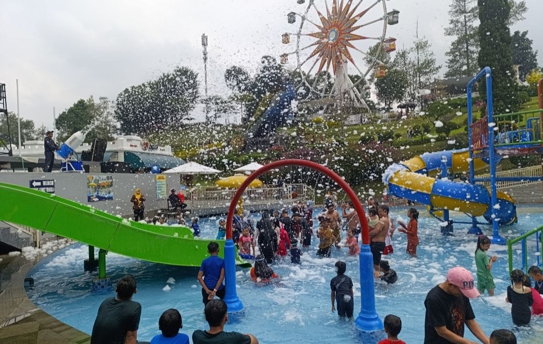 Libur Sekolah 2025, Selecta Hadirkan Atraksi Sembur Salju dan Balon Udara