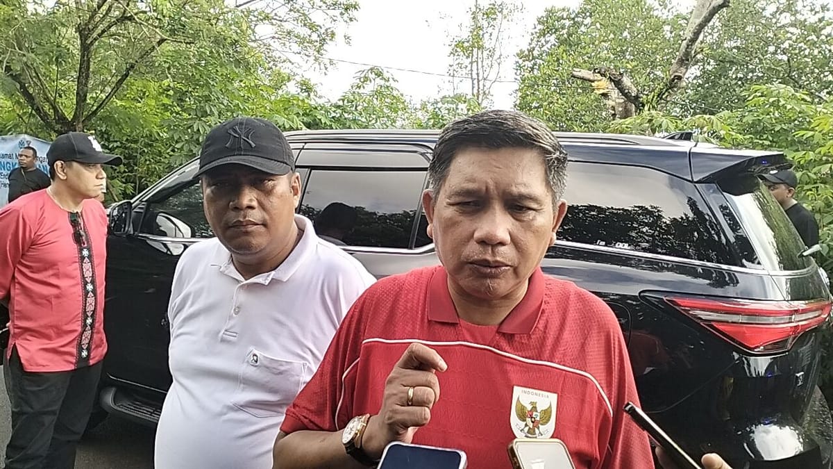 Perangi Sampah, Pemkot Ambon Wajibkan Tempat Sampah di Mobil