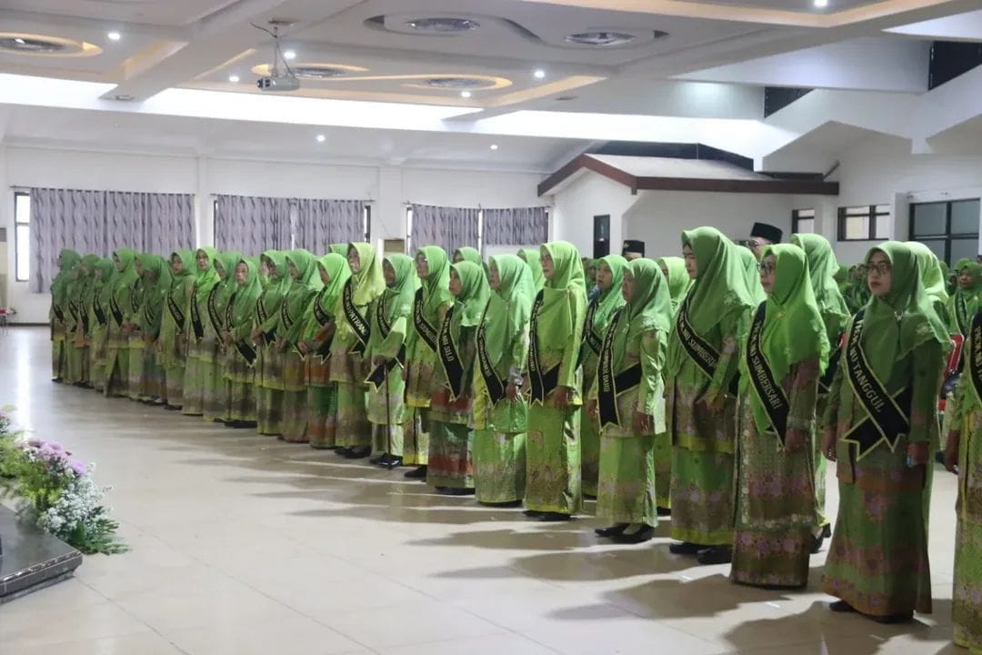Gelar Pelantikan Muslimat NU se-Cabang Jember, Gus Fawait Akan Beri Insentif Ketua Pengajian