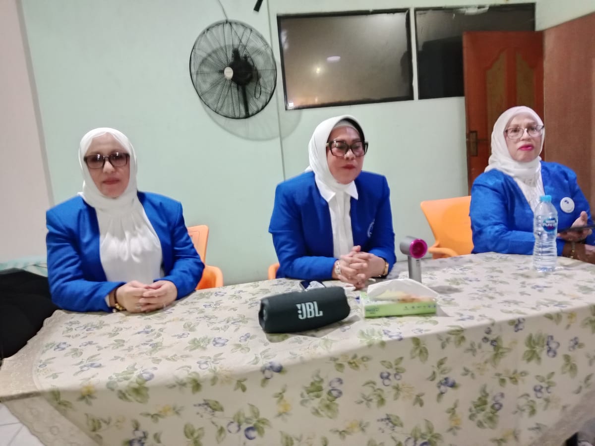 Ketua IWAPI Maluku saat Rapat