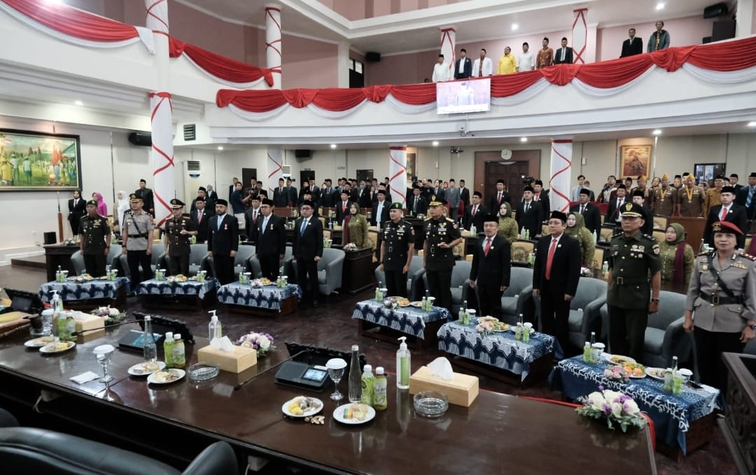 Wali Kota Batu Hadiri Rapat Paripurna Istimewa DPRD untuk Dengarkan Pidato Kenegaraan Presiden RI