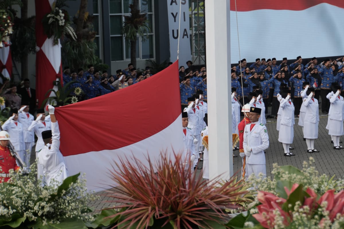 Merah Putih Diturunkan, HUT ke-80 RI di Kota Batu Ditutup Khidmat