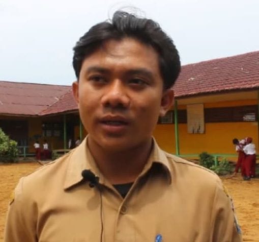 KKL Mekar Sari Kunjungi SDN 28 Sungai Raya, Suarakan Kepedulian Usai Lantai Kelas Ambruk