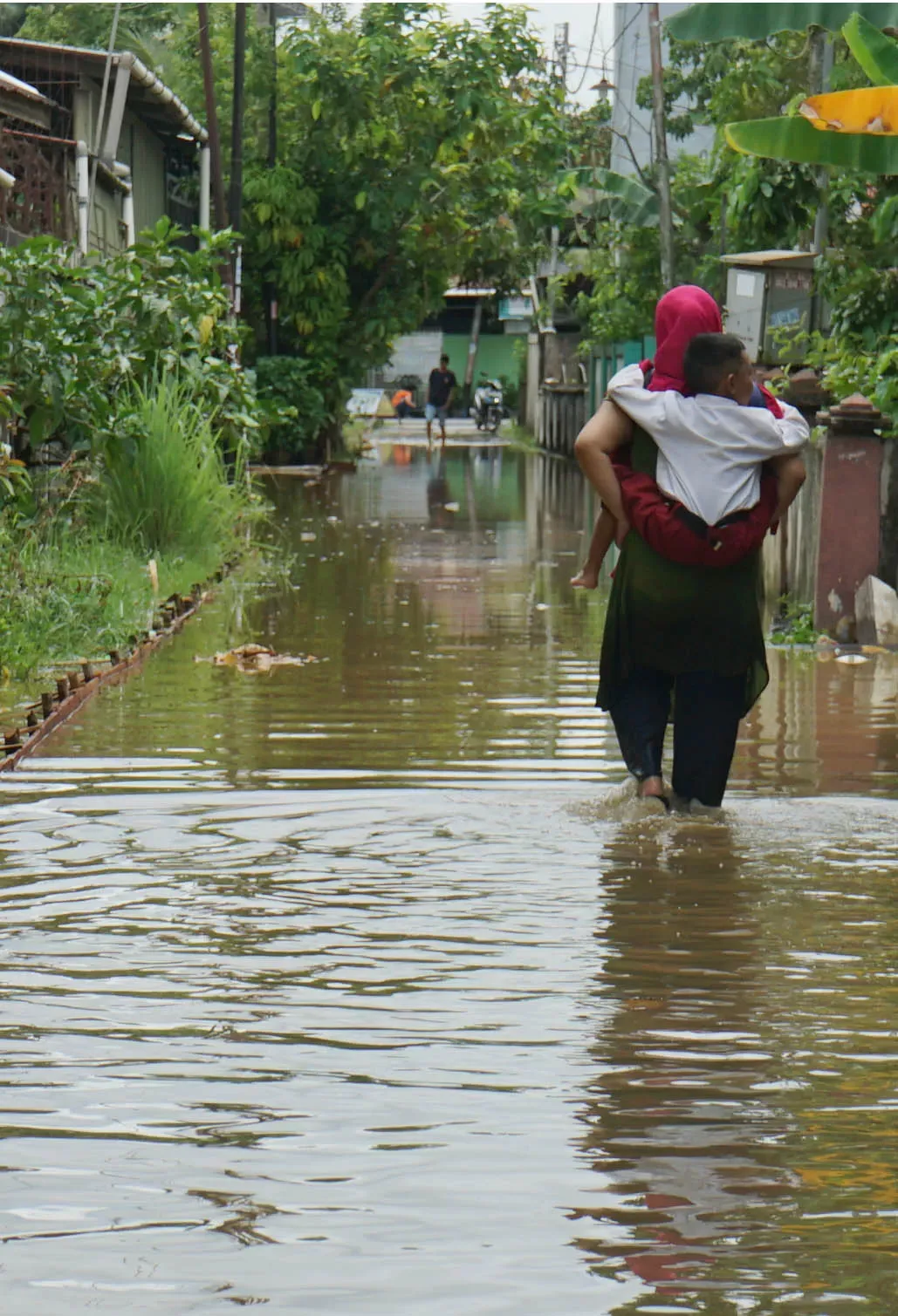 Bupati Sujiwo Respon keluhan Warga Terdampak Banjir