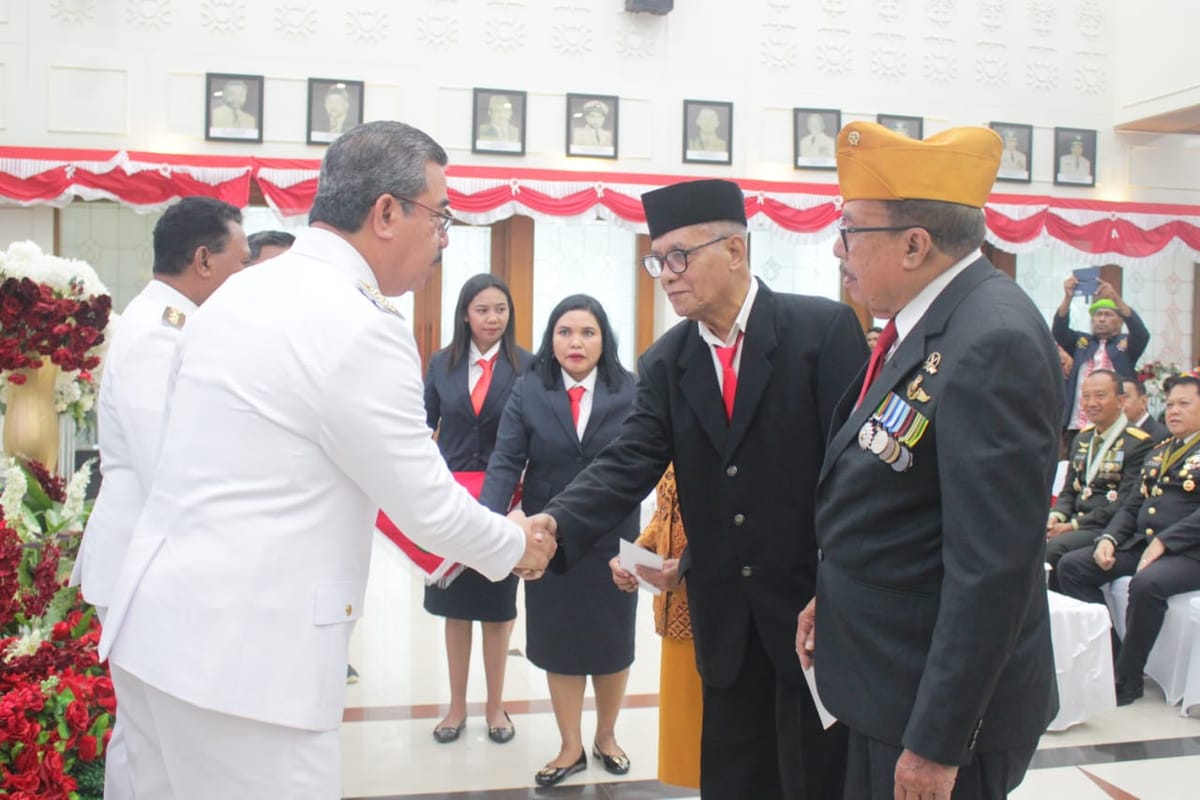 Usai Upacara HUT RI  Gubernur Maluku Bertemu Para Veteran: Generasi Penerus Harus Menghargai Jasa Para Pahlawan