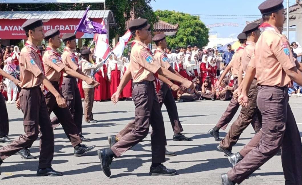 Pramuka Penggalang dan Penegak di Ponorogo Ikuti Lomba Baris Berbaris