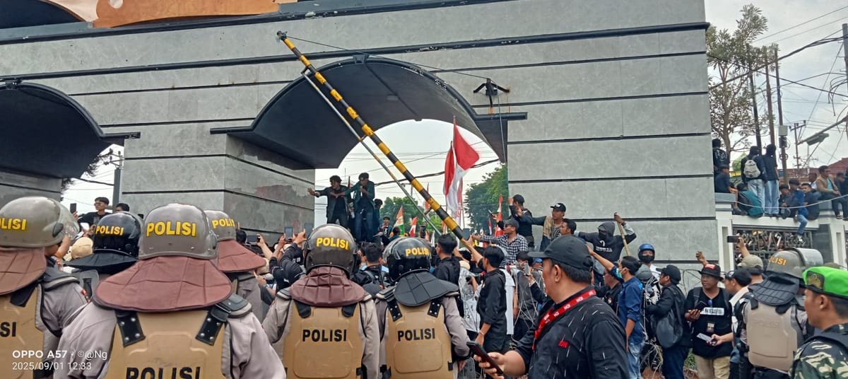 Dipertemukan Dengan Forkopimda dan DPRD Lampung, Unjuk rasa Aliansi Lampung Melawan Berlangsung Kondusif