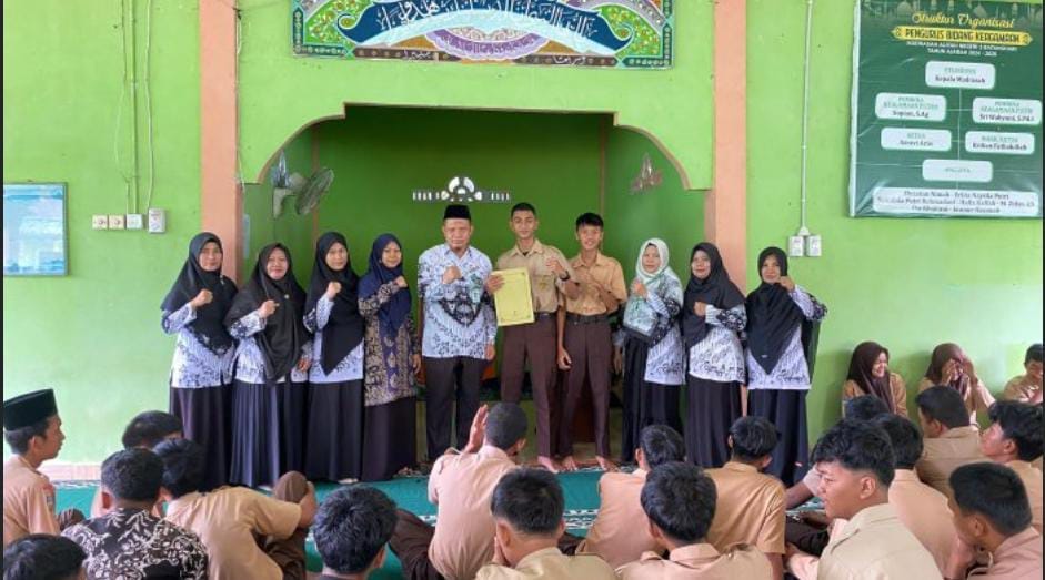 Pemilu OSIM Online Perdana di MAN 1 Batang Hari, Paslon 3 Raih Kemenangan Mutlak