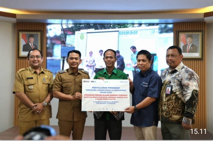 Pelindo Peduli, TJSL Senilai Rp 1,65 Miliar Dorong Kesejahteraan dan Lingkungan Kota Banjarmasin