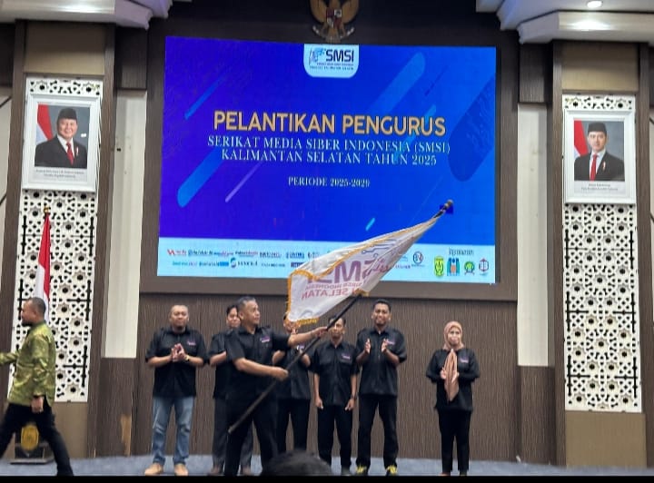 Ketua Umum SMSI Pusat Lantik Pengurus SMSI Kalsel Periode 2025-2029