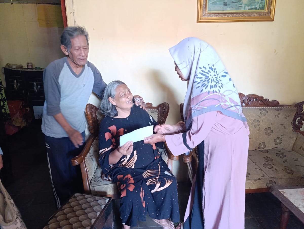 Pensiunan RRI Malang Rayakan HUT dengan Anjangsana, Bukti Kepedulian Tak Pernah Pensiun