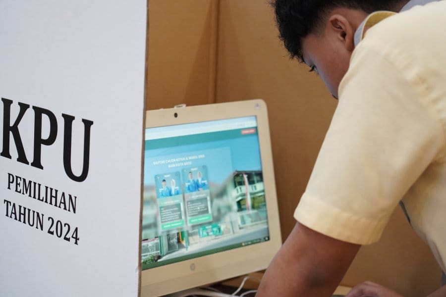 “MAN Batu Guncang Demokrasi dengan E-Voting Modern