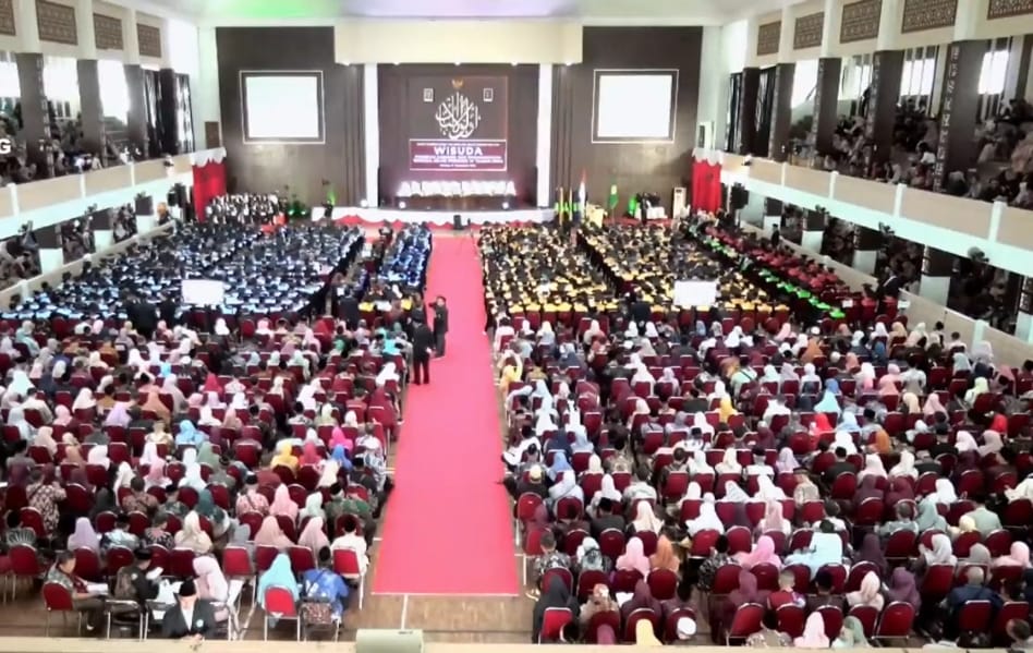 UIN Maliki Malang Lahirkan 800 Arsitek Kehidupan, Wisudawan Cumlaude Dominasi Panggung Wisuda