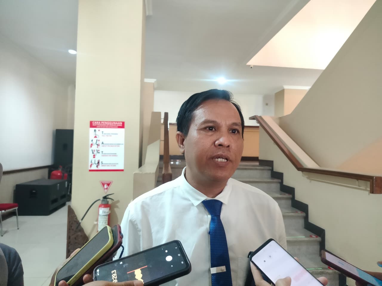 Belum aman, UNS Kuliah Daring