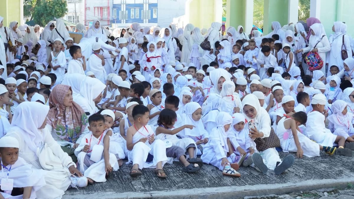 Ribuan Anak PAUD di Padang Antusias Ikuti Manasik Haji