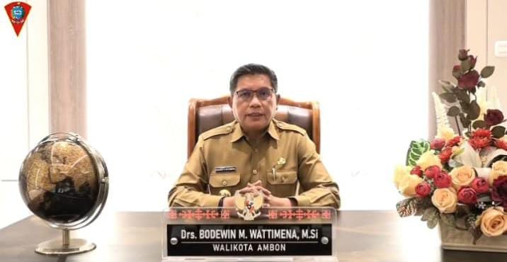 Wali Kota Ambon "Mengajak Warga kota Gelar Aksi Bersih-Bersih Serentak