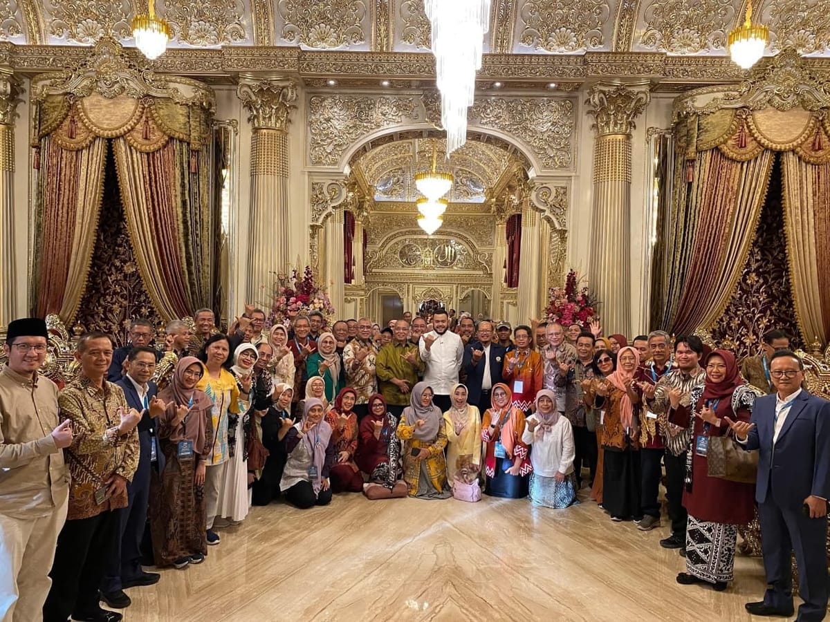 Di Depan Guru Besar PTNBH se-Indonesia, Fadly Amran Paparkan Keinginan Padang Jadi Kota Pintar