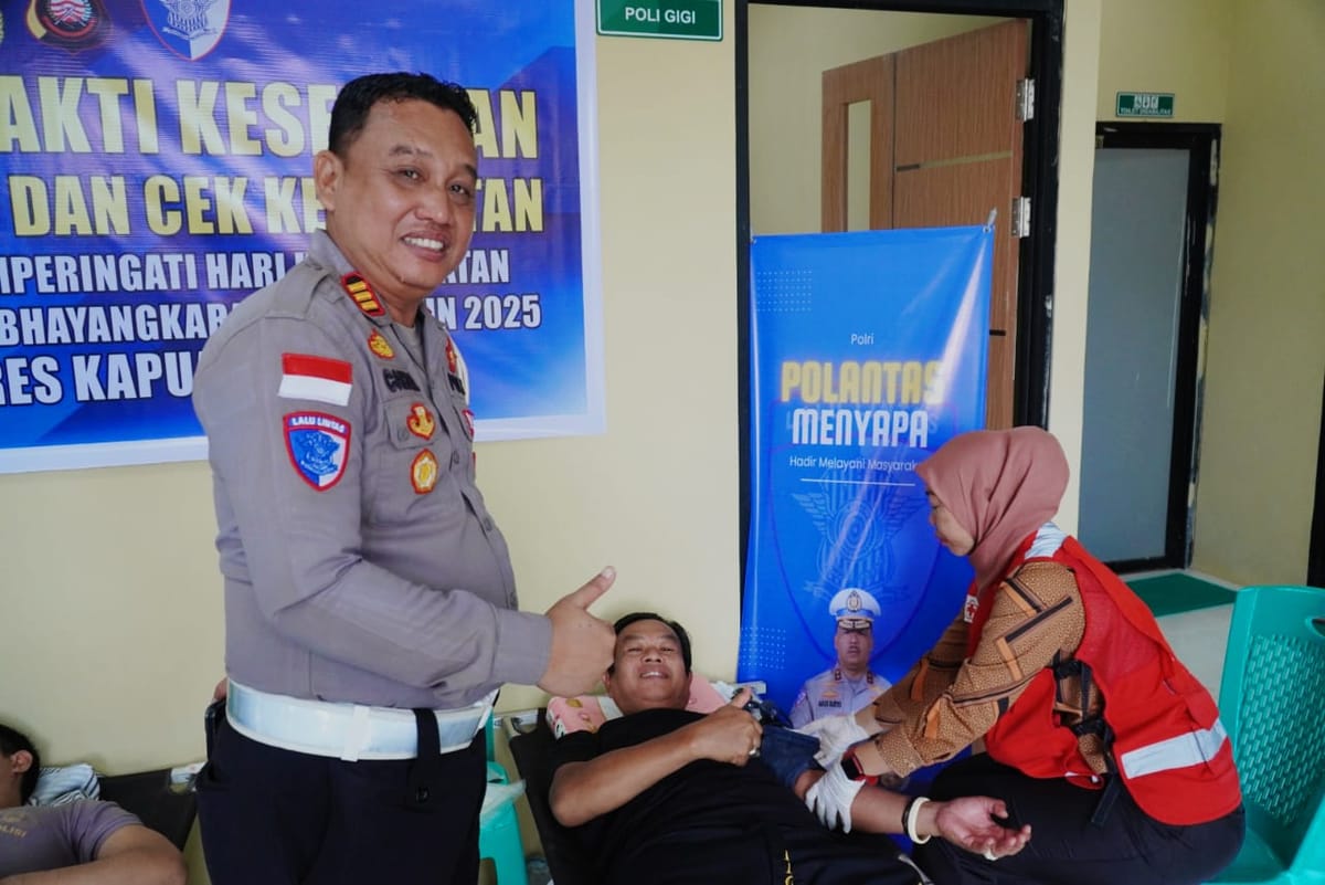 Donor Darah dan Cek Kesehatan HUT Lalu Lintas Bhayangkara ke-70