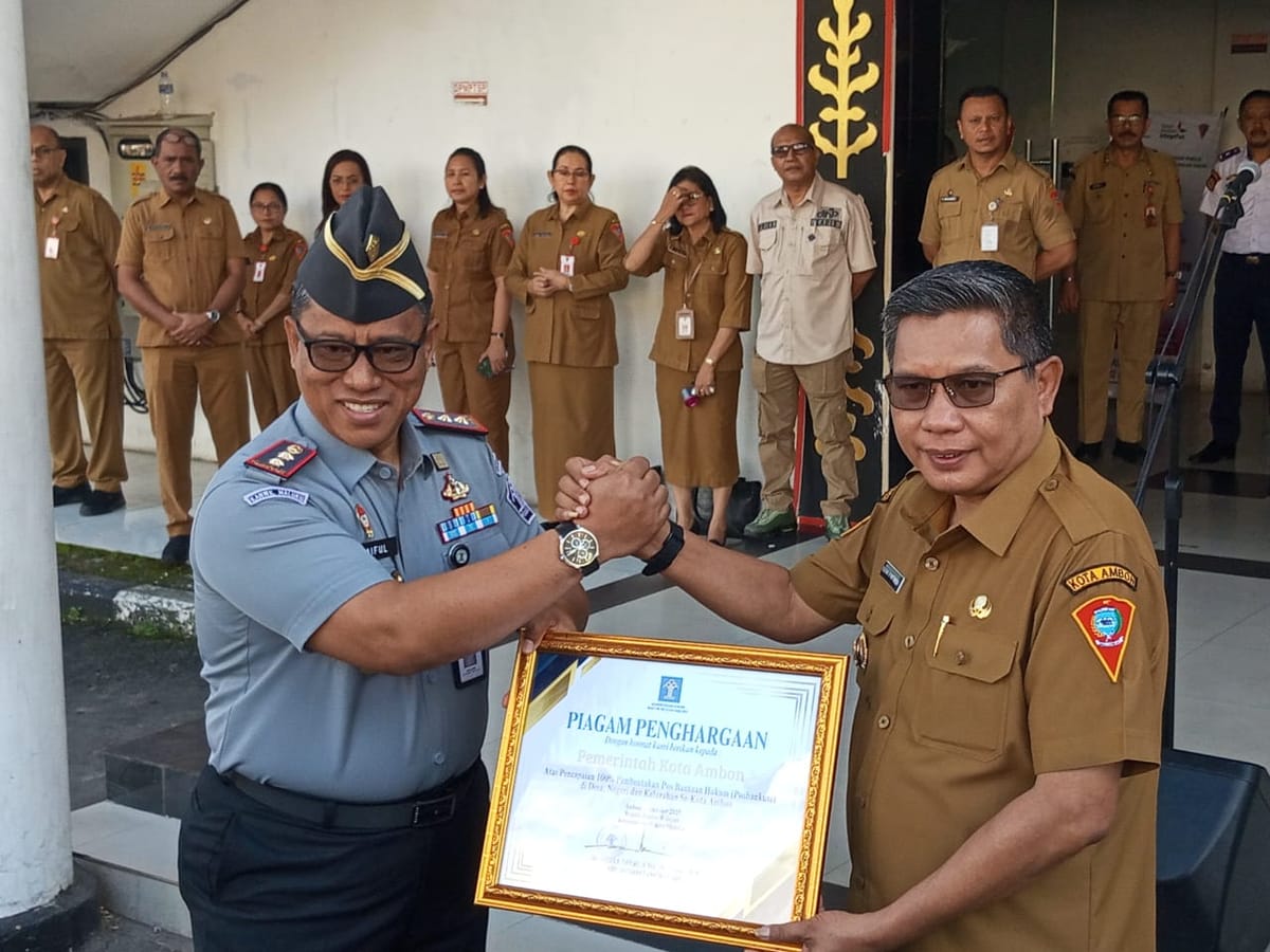 Walikota Ambon : Posbankum Bukti Negara Hadir di Tengah Warga