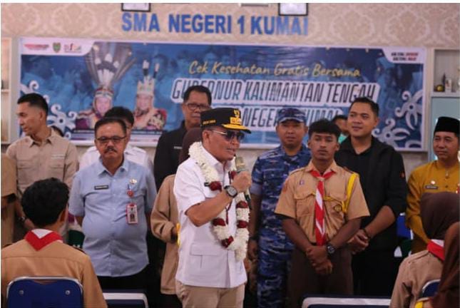 Gubernur Kalteng Dorong Digitalisasi Pendidikan di SMAN 1 Kumai