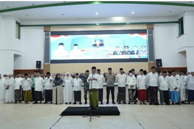 Gubernur Kalteng Pimpin Apel Hari Santri Nasional 2025 di UIN Palangka Raya