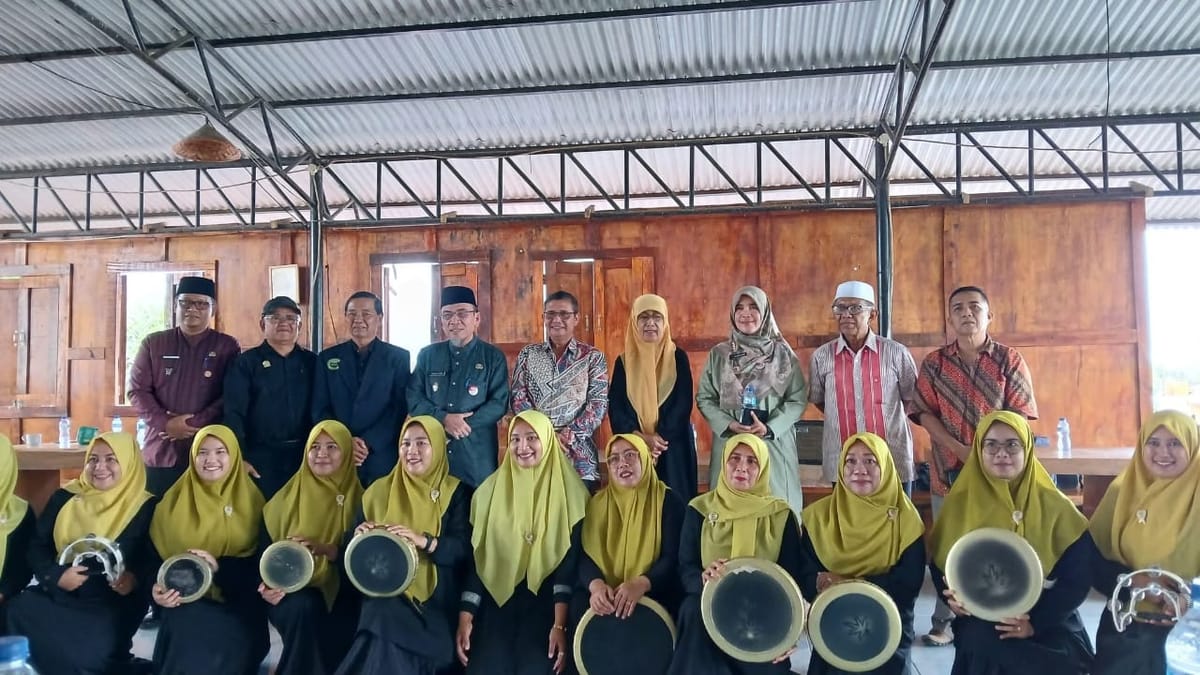 Jelang Lomba Tingkat Nasional di Kendari, Wawako Maigus Nasir Semangati Tim Qasidah