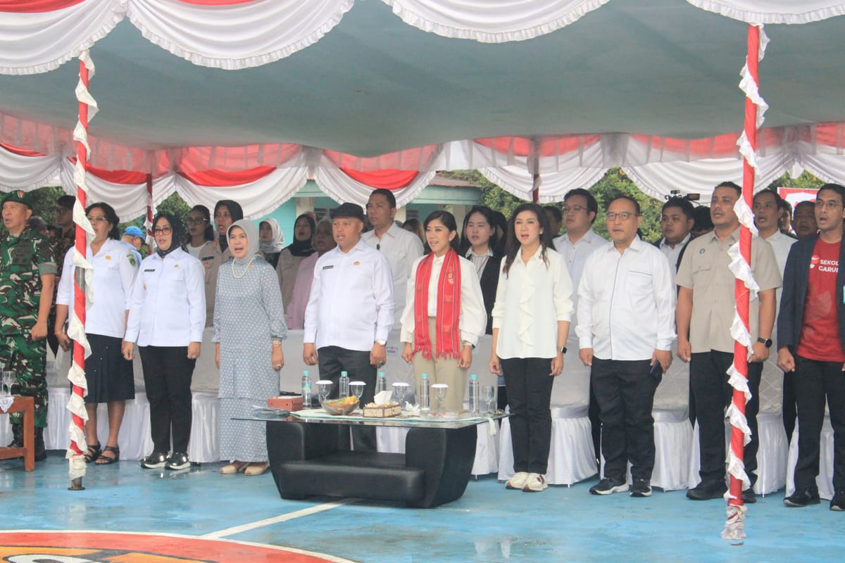 Menteri KOMDIGI Resmikan Sekolah Garuda di Ambon.