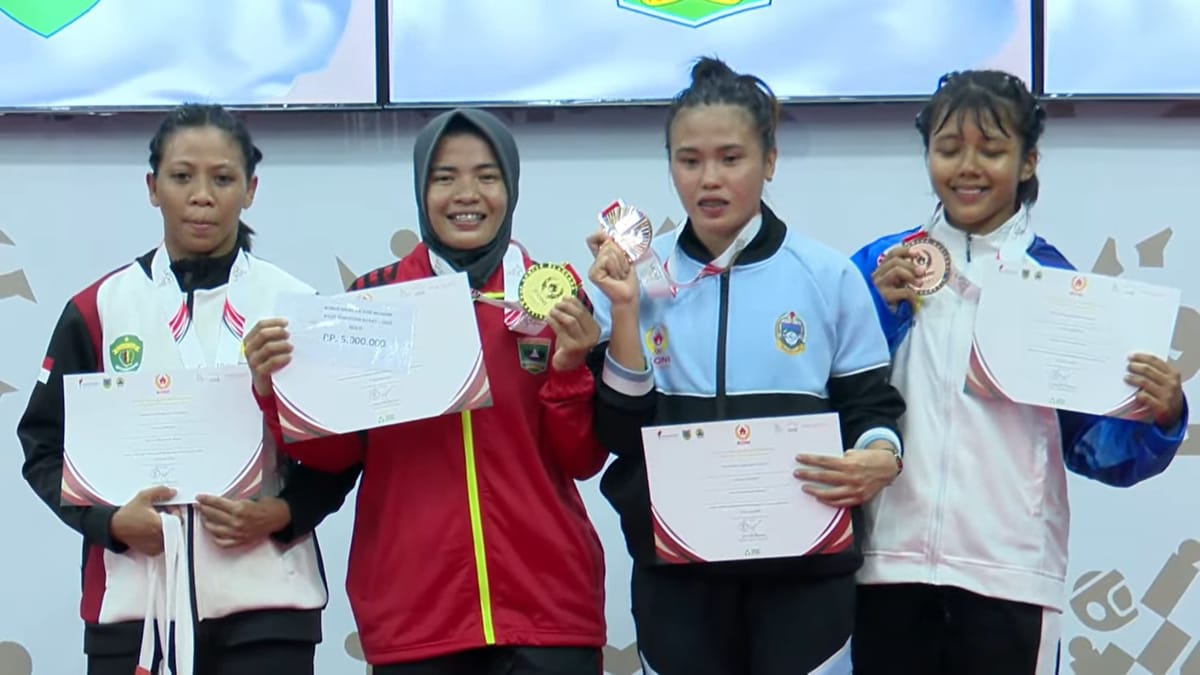 PON Beladiri 2025 di Kudus: Yusma Deswita Sumbang Emas Perdana untuk Sumbar