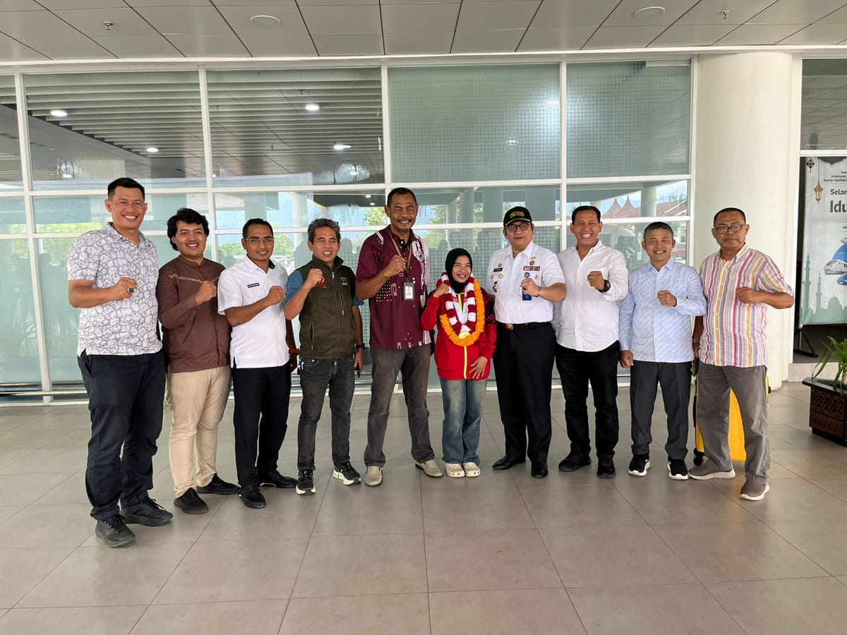 Pahlawan Emas Pertama PON Beladiri Sumbar, Yusma Deswita Disambut di BIM
