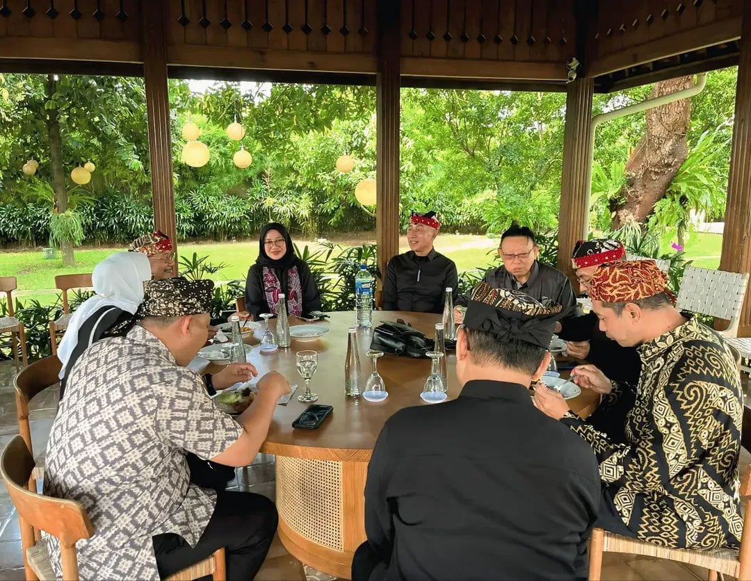 HM Arum Sabil: Gandrung Sewu Harmoni Manusia, Alam, dan Kehidupan Petani