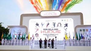 Dua pesilat internasional Yayan Ruhian dan Cecep Arif Rahman Dalam Pembukaan PON Beladiri Kudus 2025