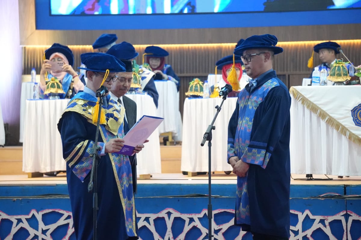 Erwin Akib Dikukuhkan Menjadi Guru Besar Kini Unismuh Makassar Miliki 28 Professor