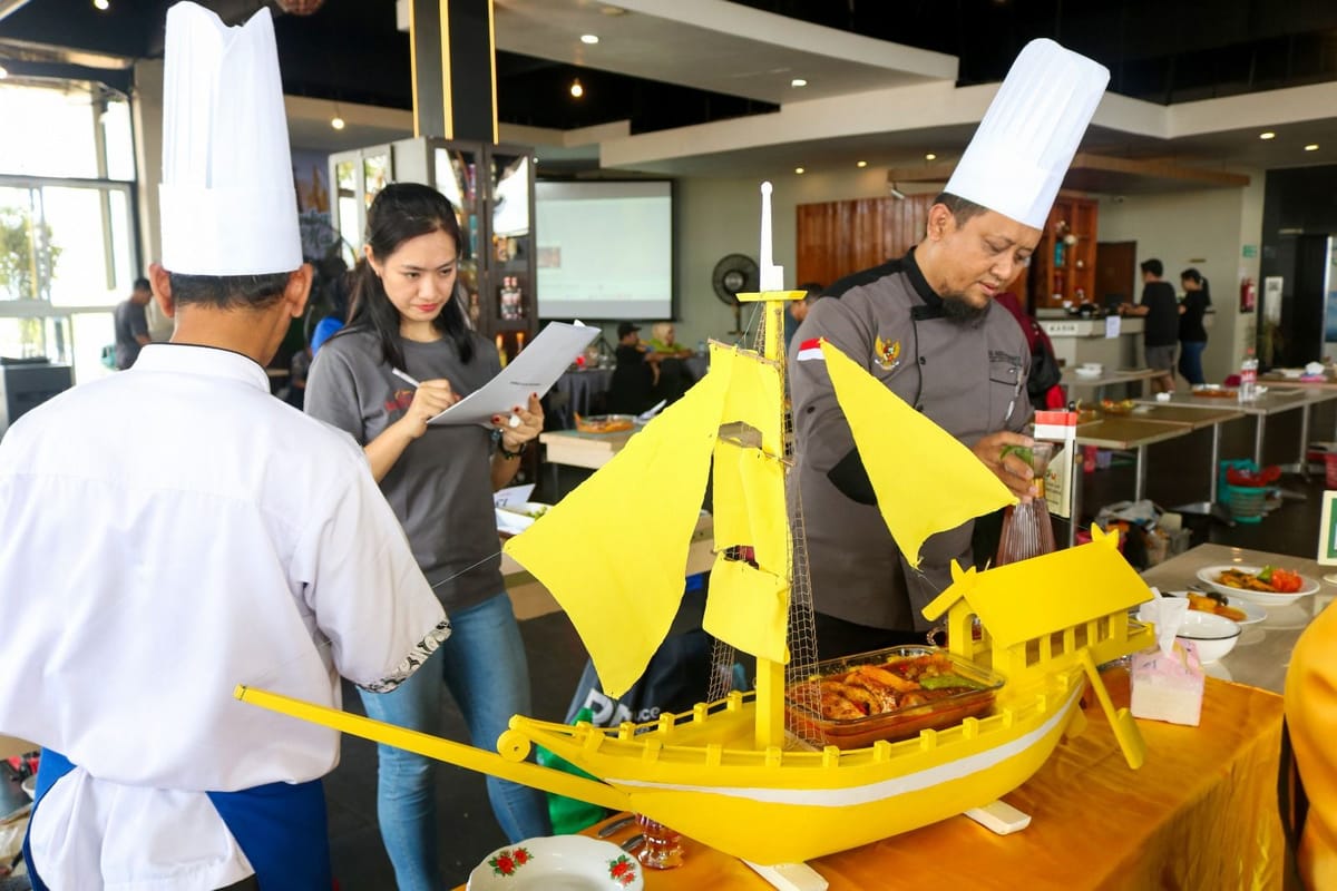 Lomba Masak Ikan Asam Pedas Warnai Hari Jadi ke-254 Kota Pontianak