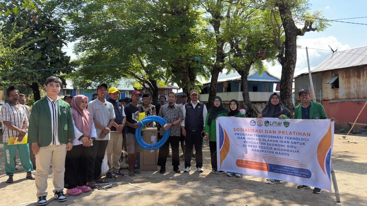 Transformasi Teknologi dan Inovasi Olahan Ikan: Wujudkan Ekonomi Biru di Desa Pesisir Nisombalia Kabupaten Maros Sulsel