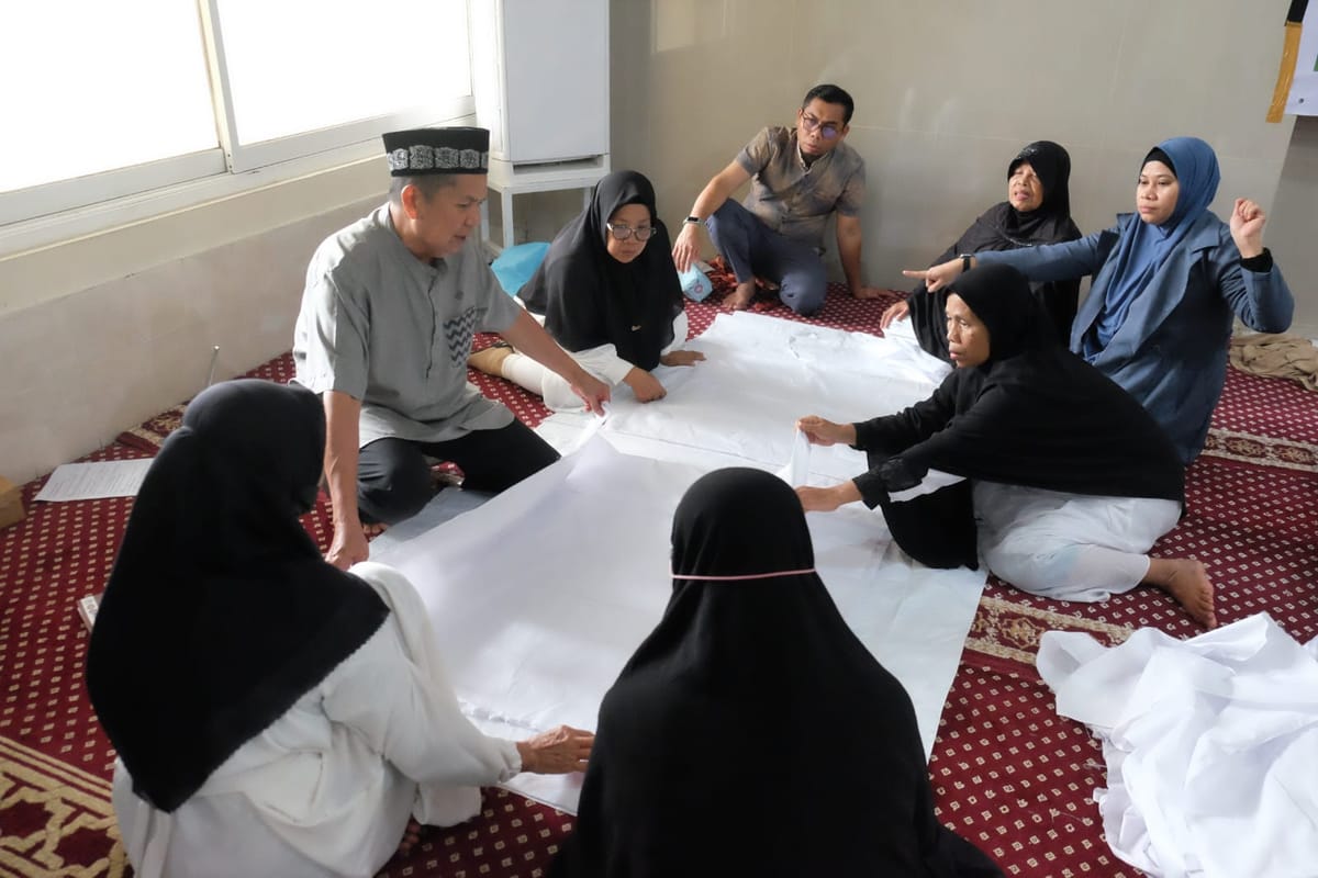 Tim Dosen Unimerz Makassar dan Stikes Panakukang Laksanakan Workshop dan Pelatihan Pengurusan Jenazah di ORW 5 Kelurahan Manggala  Kota Makassar