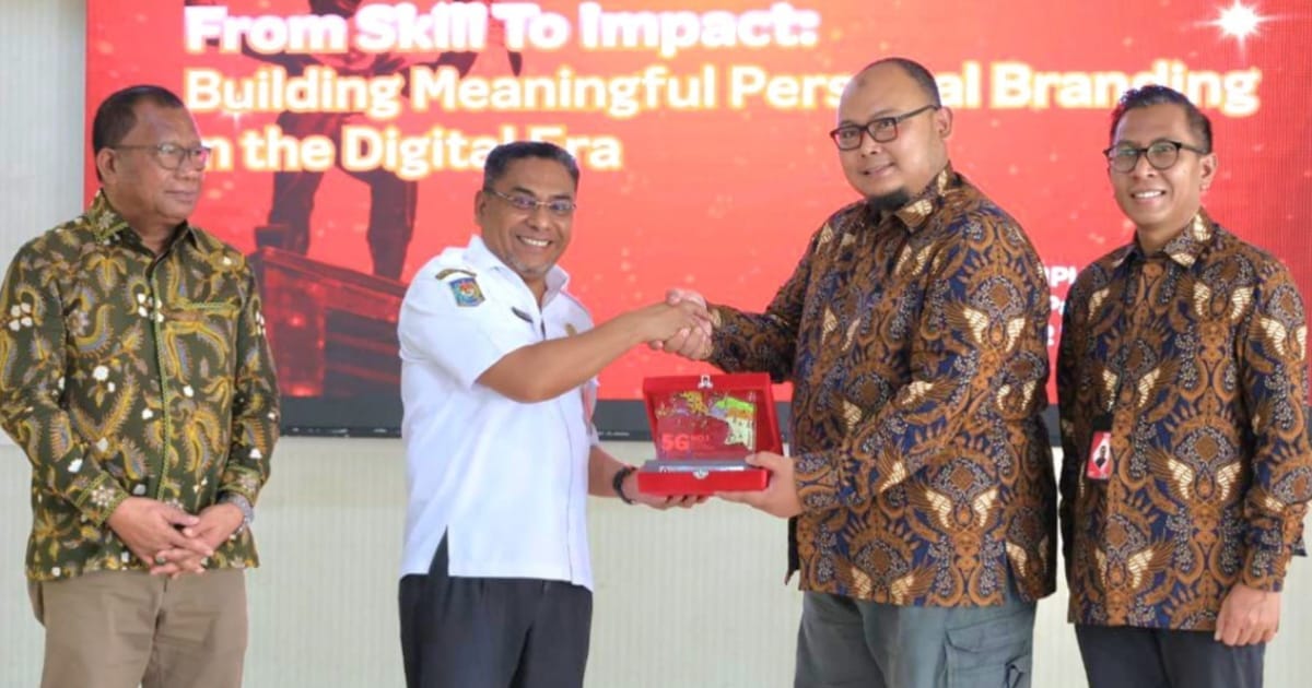 Wakili Walikota, Lekransy Komitmen Ambon Bangun Ekosistem Digital Lewat Papua Maluku Digital Bootcamp 2025