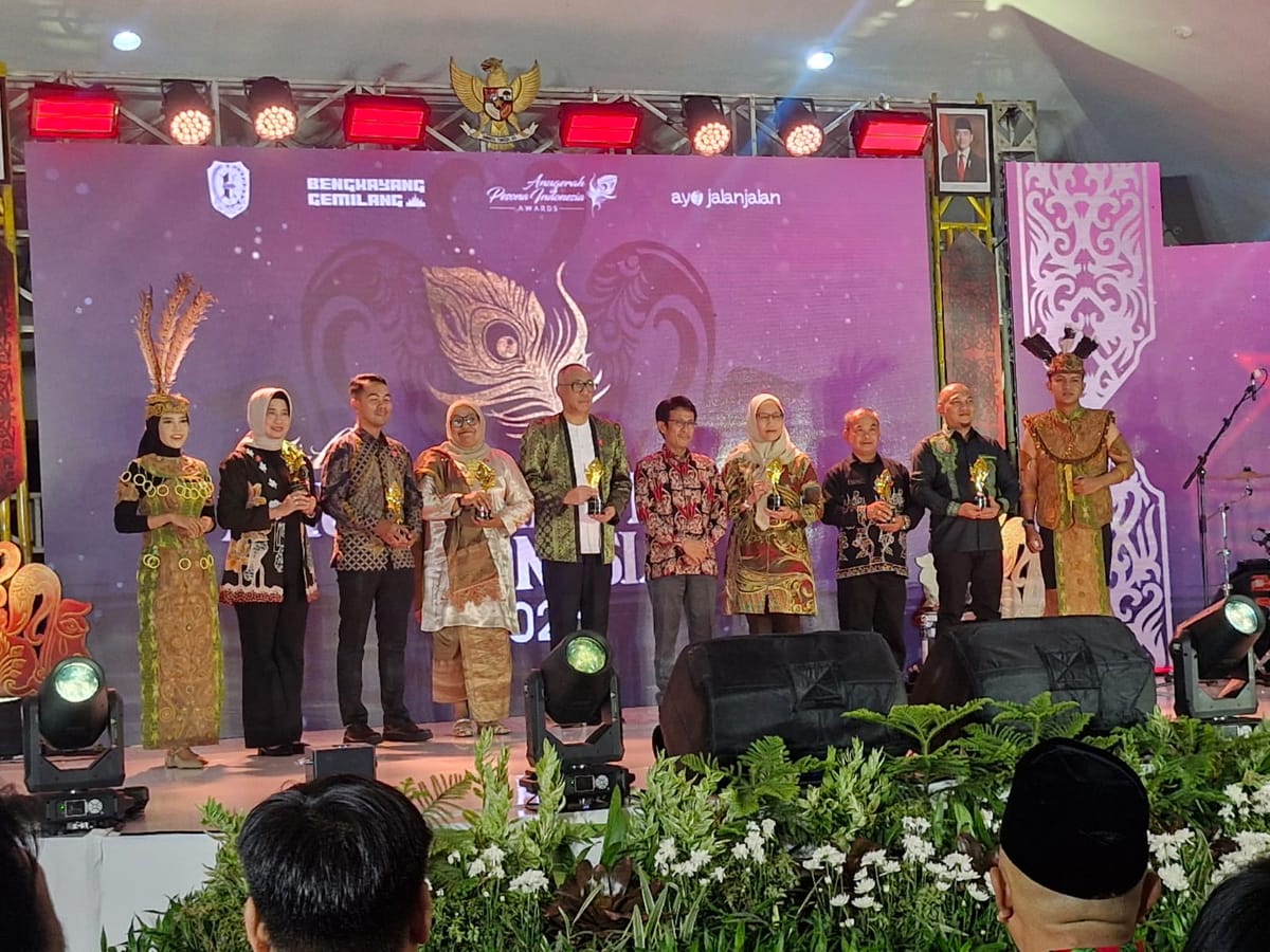 Ambon Raih Dua Penghargaan API 2025, Rutong Juara Minuman Tradisional dan Nusaniwe Unggul Paralayang