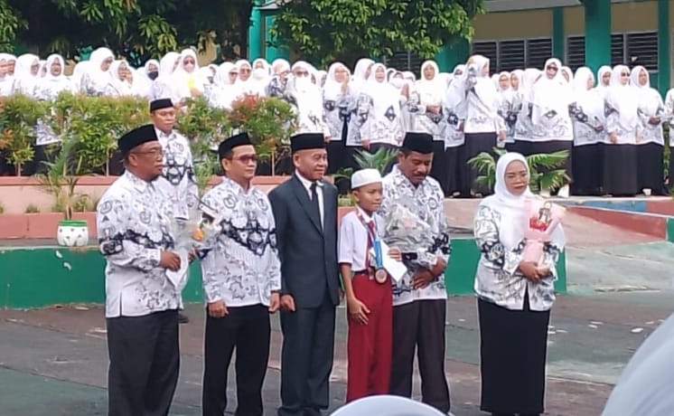 Kemenag Kota Ternate Peringati Hari Guru Nasional ke-80