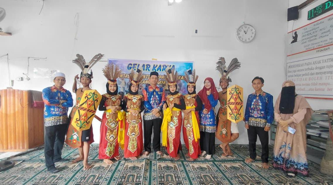 Seni Jadi Bahasa Harmoni di Madrasah: Kreativitas Siswa MTs Terpadu Tumbuhkan Semangat Kebersamaan