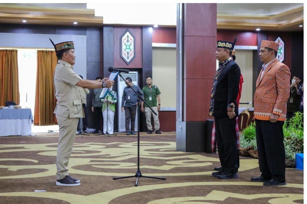 Agustiar Sabran Kukuhkan Pengurus FPK Kalteng 2025 –2027