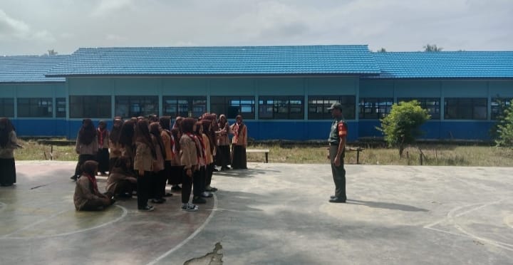 Kolaborasi Sekolah dan TNI Upaya Wujudkan Karakter Kepemimpinan dan Kedisiplinan Siswa Melalui Pembinaan Pramuka