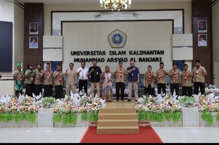 Bangun Generasi Finansial Tangguh, Bank Kalsel Bersama OJK Provinsi Kalsel Perluas Edukasi Keuangan Melalui SKK Cakap Penabung Pramuka UNISKA