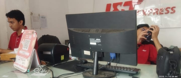 Pelayanan J&T Cabang Gambut Dikeluhkan Pelanggan, Dokumen Penting Tak Kunjung Sampai