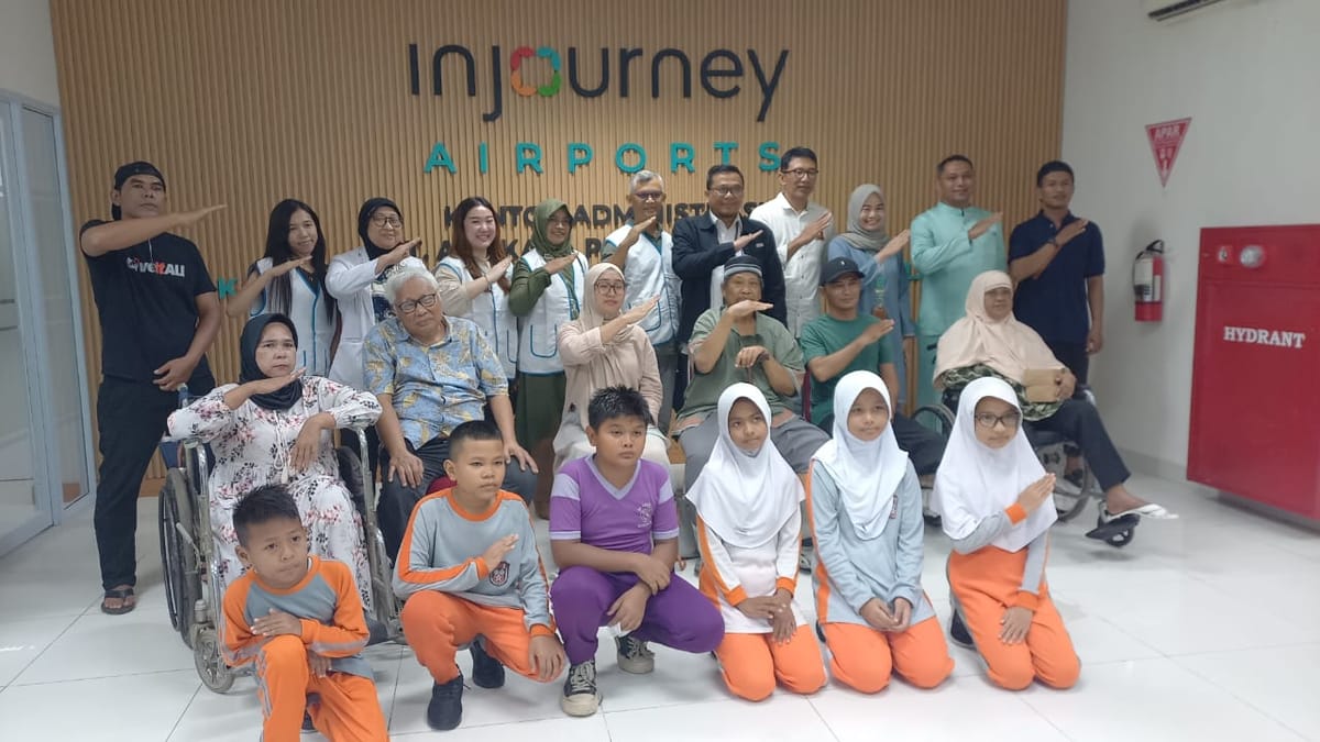 Bandara RHF Tanjungpinang dan Kick Andy Foundation Salurkan Kaki Palsu dan Kacamata Gratis
