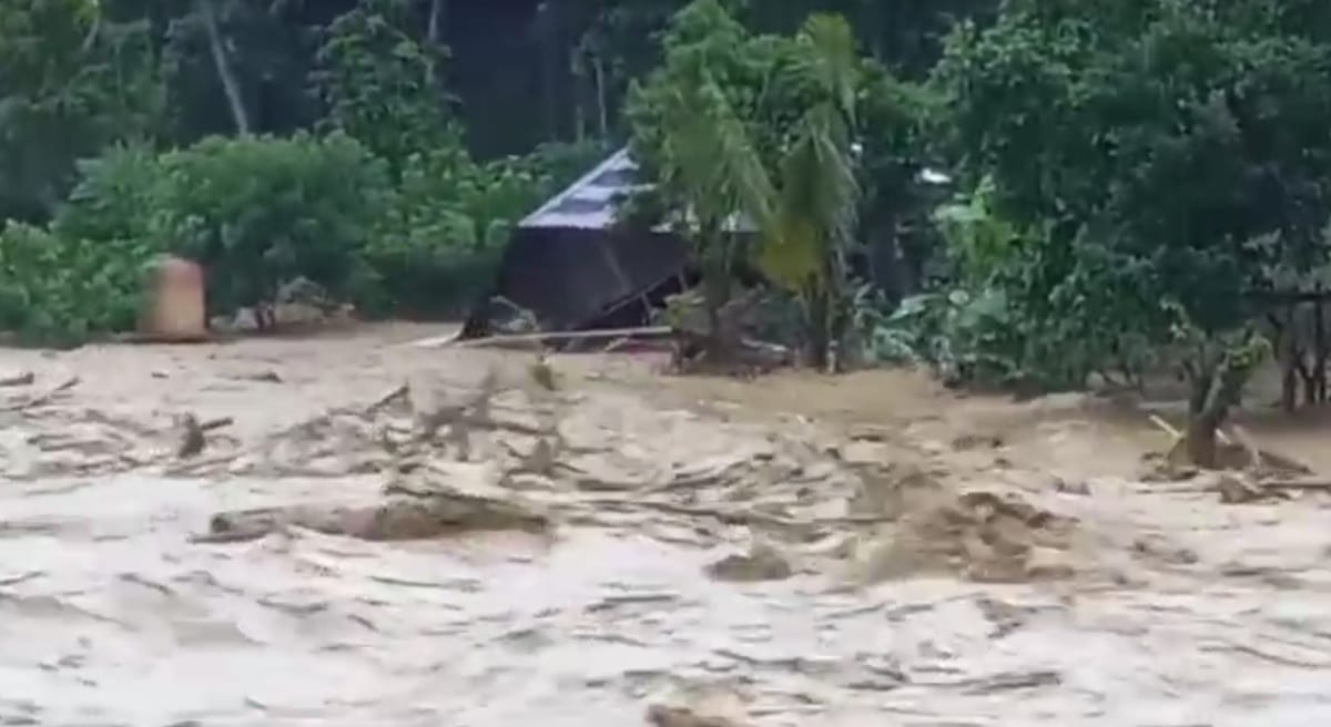 Sekolah di Padang Diliburkan akibat Banjir dan Longsor, Walikota: Siswa Daring