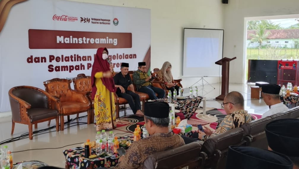 Pelatihan Pengelolaan Sampah Pesantren: Langkah Nyata Kolaborasi Menuju Lingkungan Berkelanjutan